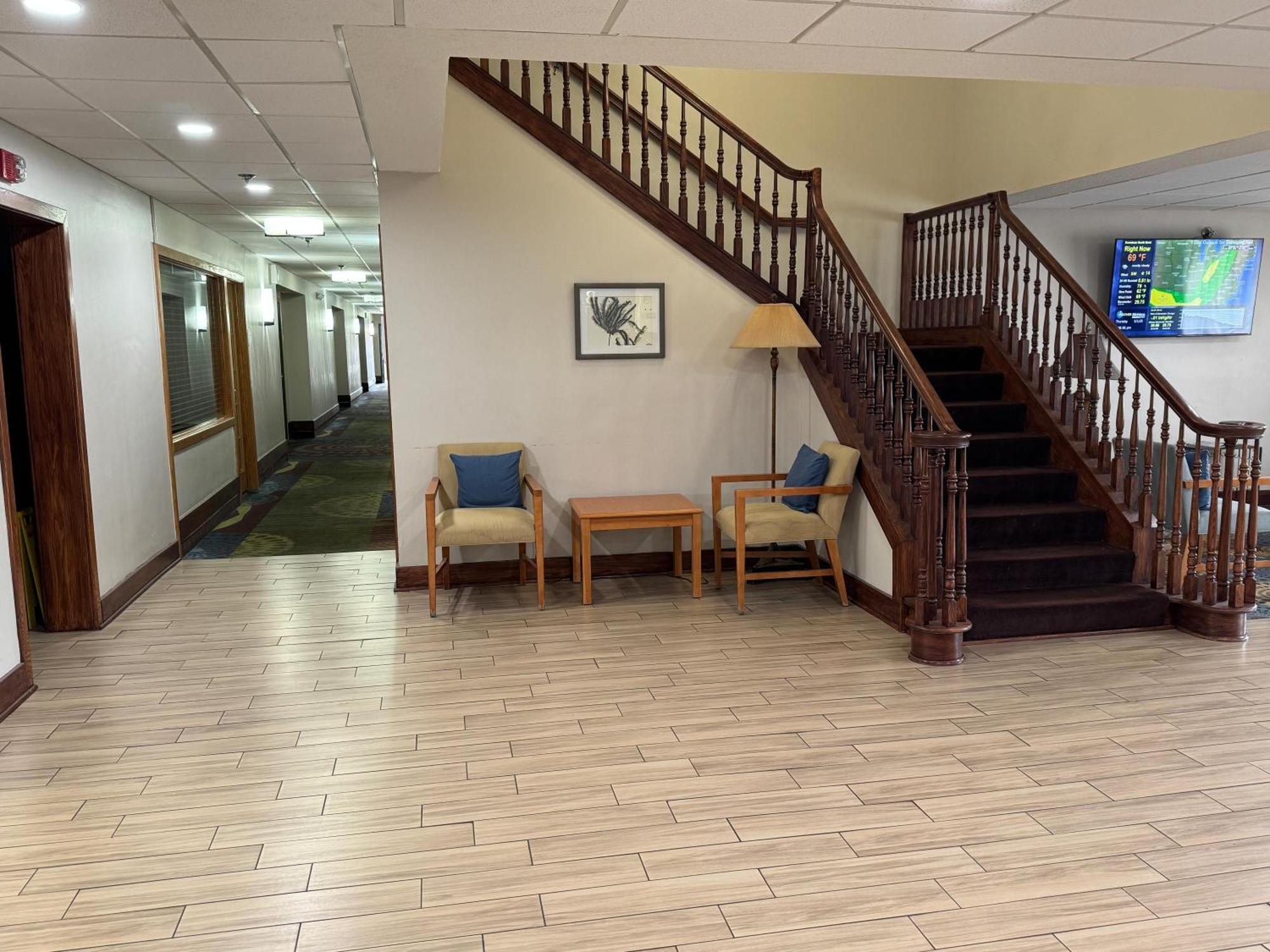 Hotel Baymont By Wyndham Mishawaka South Bend Area Esterno foto